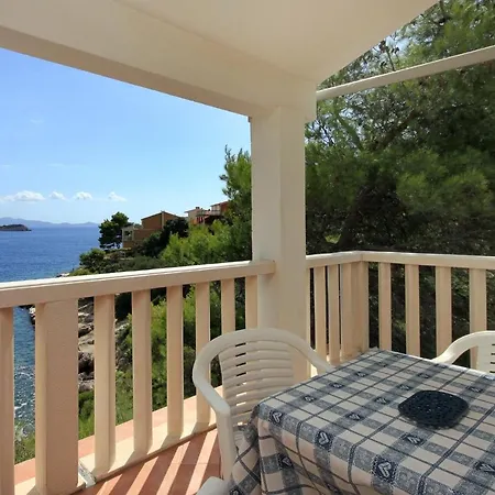 아파트 By The Sea Prizba, Korcula - 9229 프리즈바