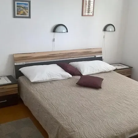 Apartment Apartments By The Sea Prizba, Korcula - 9229 *